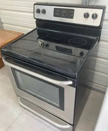 Frigidaire Electric Range