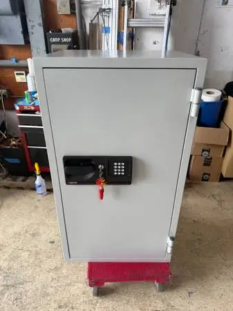 Sentry Fireproof Safe W/ Electronic Keypad Combination Lock & Key
