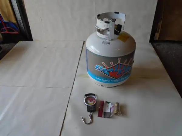 new 20lb propane tank