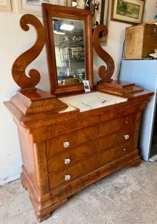 Late 19th Century American Empire Flame Mahogany Chest or Drawers