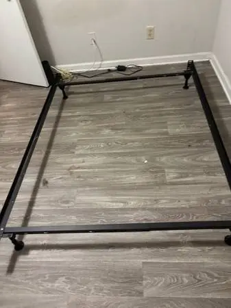 Full/twin size bed frame