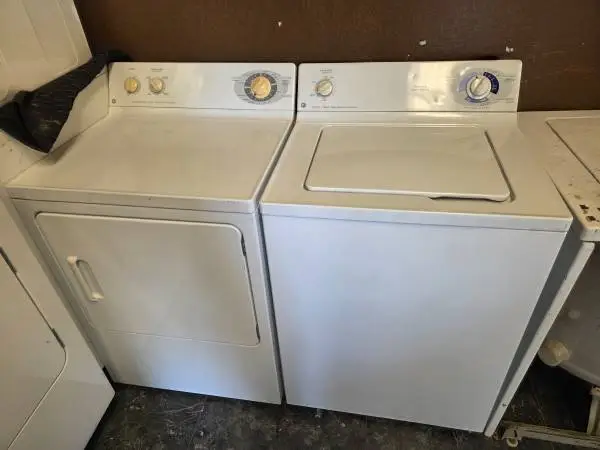 GE top load washer gas dryer