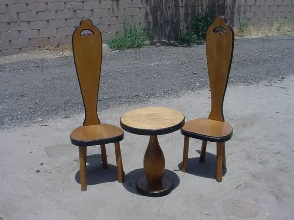 custom made  kids table and 2 chairs