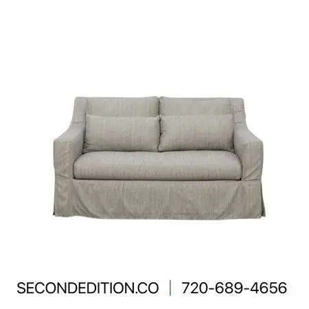 Pottery Barn York Slipcovered Loveseat (Was 3200)