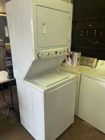 Stackable washer and dryer