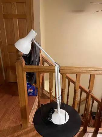 VINTAGE  WHITE ANGLEPOISE TABLE LAMP