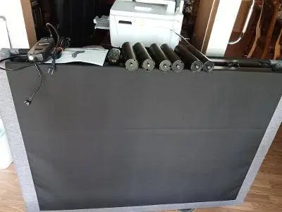 Adjustable bed base