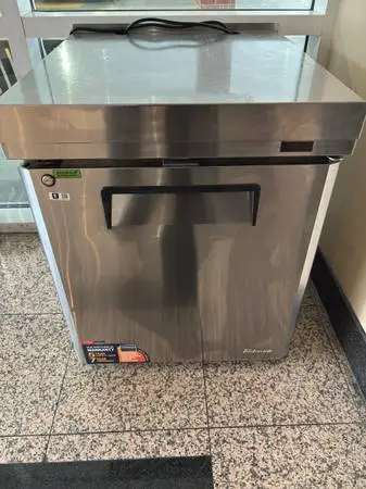 Turbo-Air MUR-28-N Resturant refrigerator