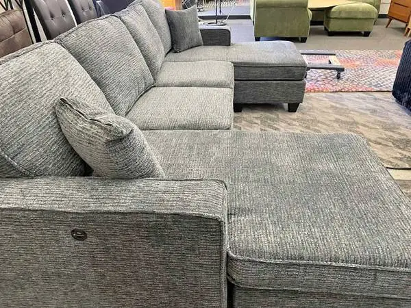 New 4pcSectional, ez financing