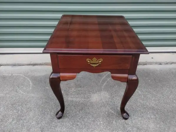 Vintage Broyhill Solid Cherry Side Table w/Queen Anne Legs - NICE!