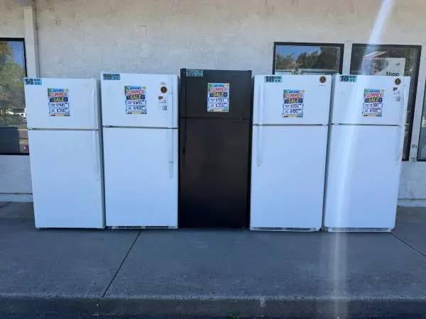 TOP FREEZER BOTTOM FRIDGES STARTING @ $300.00-IN STOCK WITH WARRANTY