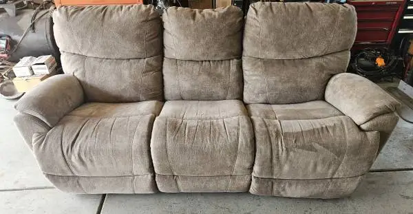 La-Z-Boy Dual Reclining Sofa – Sable Fabric