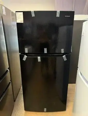 New Frigidaire Top Mount Refrigerator