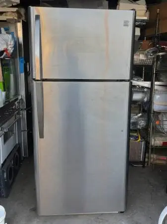 30” KENMORE TOP FREEZER APARTMENT SIZE REFRIGERATOR STAINLESS  STEEL