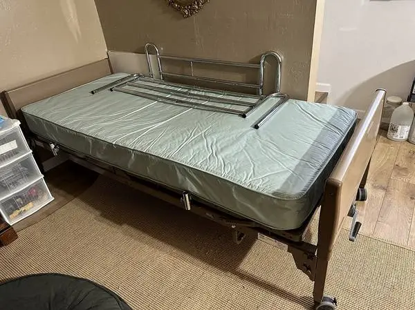 Invacare Homecare Bed Full - Electric Hospital Bed