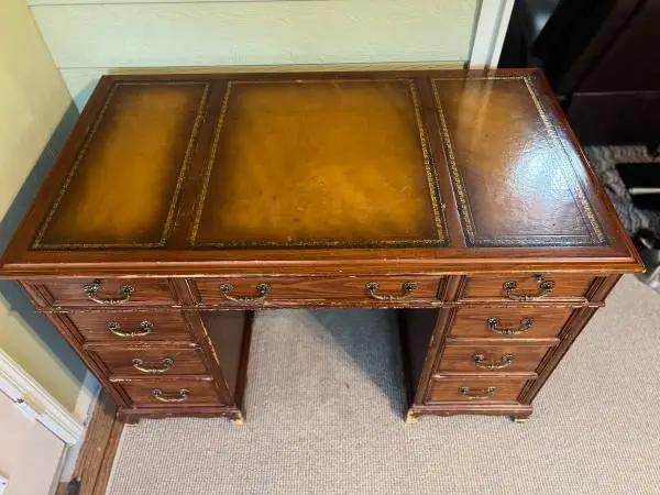 Beautiful, vintage leather top hardwood desk