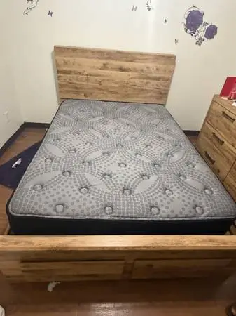 moving sale