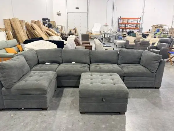 Thomasville Tisdale Modular Sectional 6-piece Gray Storage Ottoman