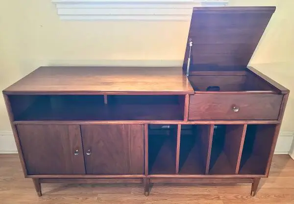Hooker Furniture Studio 7H Record Player Console – Walnut – MCM