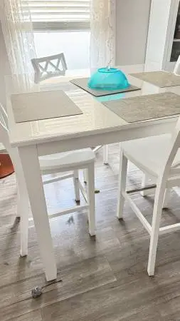 White Counter Height Dining Table with 4 Chairs