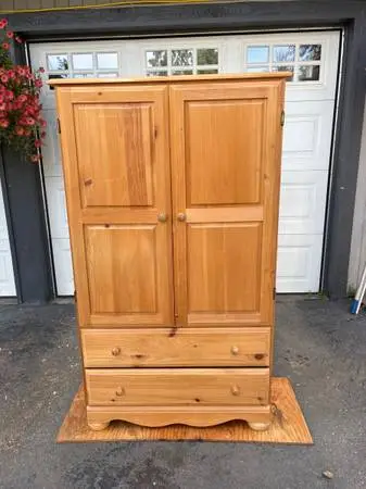 Armoire Dresser