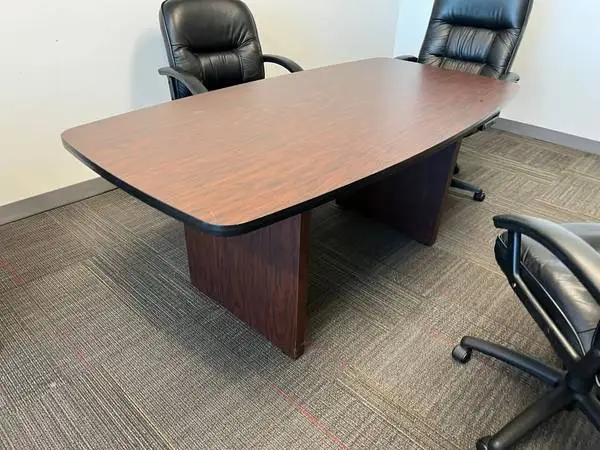 Office Conference Table – Seats 4–6 – Great Condition $199 OBO