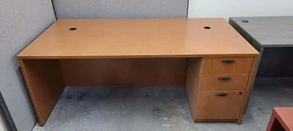 Oak Single Pedestal Desk