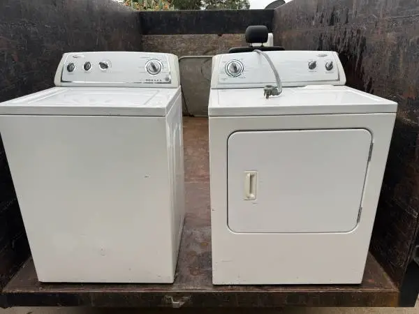 Whirlpool Washer & Electric Dryer