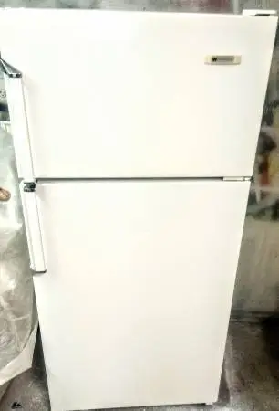 Apartment Size Refrigerator