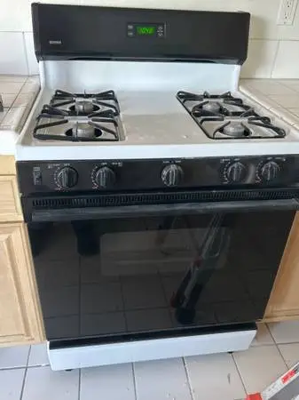 Estufa y refrigerador
