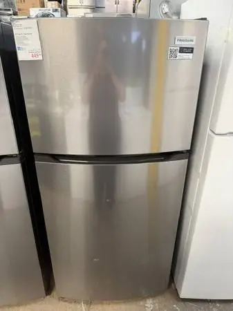 New Frigidaire Top Mount Refrigerator