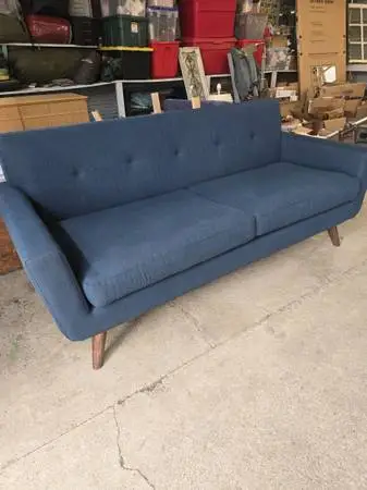 SWEET MID- CENTURY MODERN SOFA
