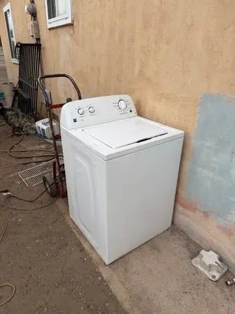 Kenmore 100 Series White Top Loading Washer For Sale $175 Or OBO