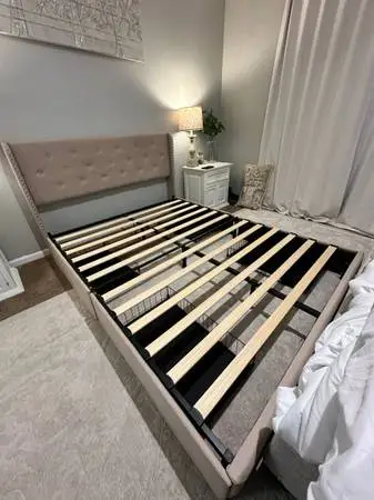 Platform queen wingback storage bed/Frame