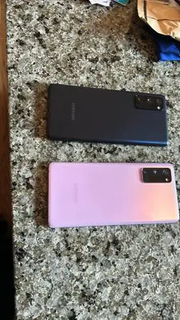 Samsung s20 FE unlocked