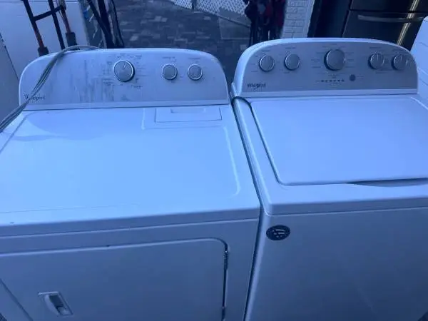 Washer and dryer Whirlpool