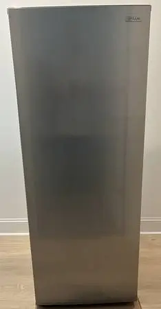 Vissani Convertible Freezer/Refrigerator