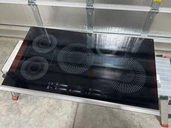 36 Induction Cooktop