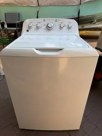 BRAND NEW CONDITION GE WASHER