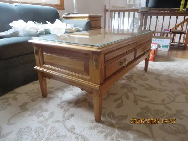 Oak Coffee & End Tables