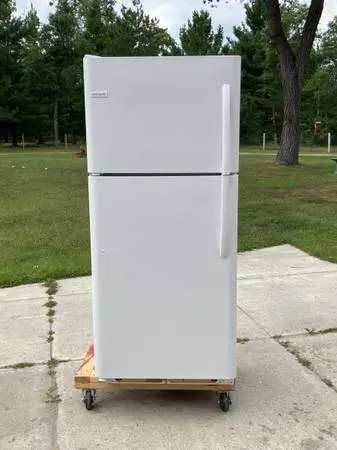 Frigidaire refrigerator