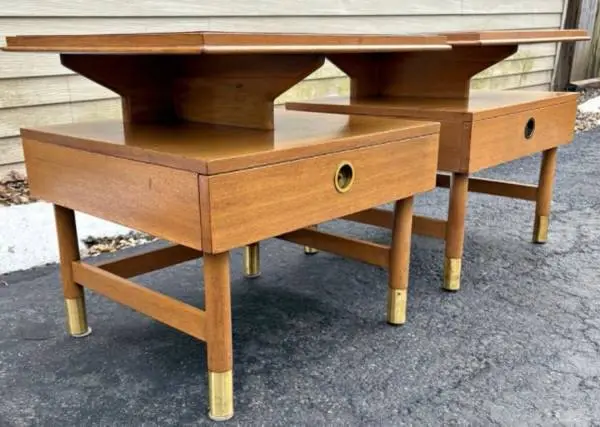 Johnson Furniture Company Renzo Rutili Pair of Nightstands/side tables.
