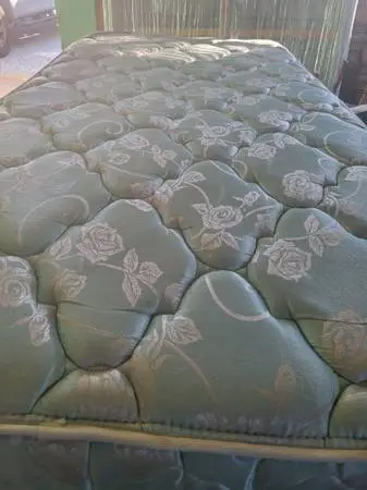 Serta and Simmons Thick Twin Mattress Sets