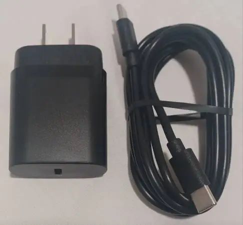 USB-C 25w Fast Charger With 6-Foot USB-C Fast Charging Cable *NEW*