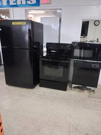 GE Black Kitchen Appliance Set