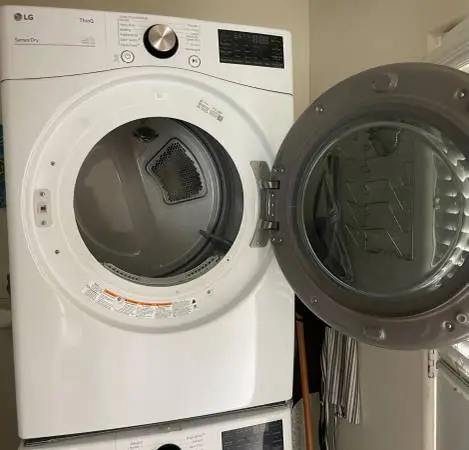 LG Dryer LG DLGX4001W 27 Gas Smart Dryer with 7.4 Cu. Ft. Capacity