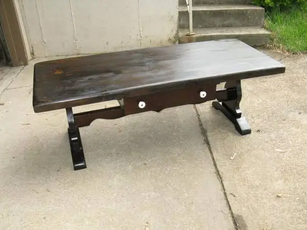 SMALL COFFEE TABLE