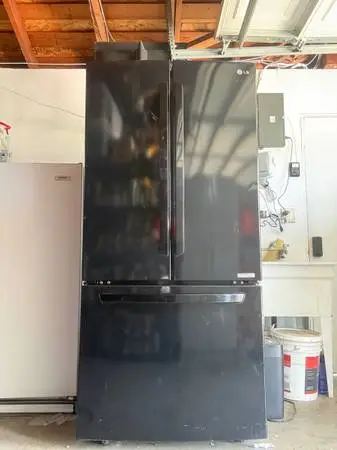 LG REFRIGERATOR