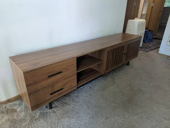 Sweet 78 TV Stand / Entertainment Center