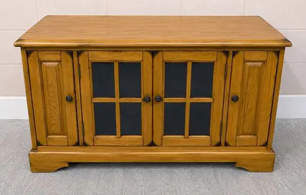 New Classic Home Furnishings Solid Wood Storage Cabinet / Media Console – Hidd
